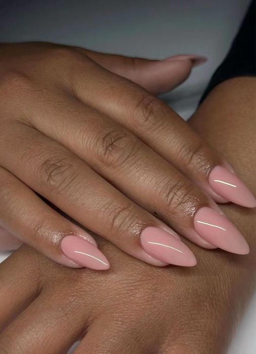 Preciso de modelo para unhas em gel