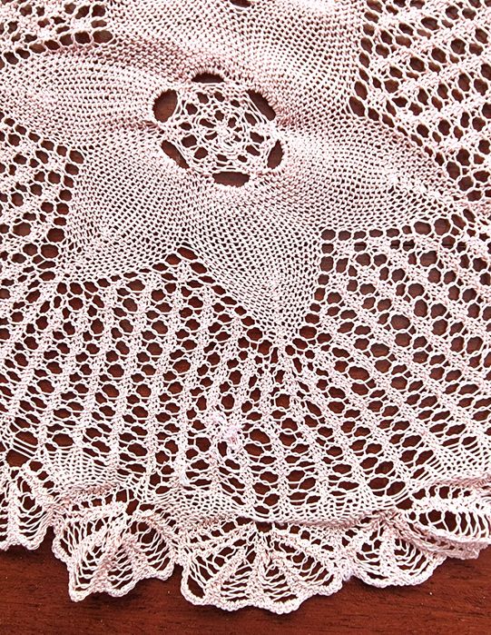 Naperon rosa com uma estrela