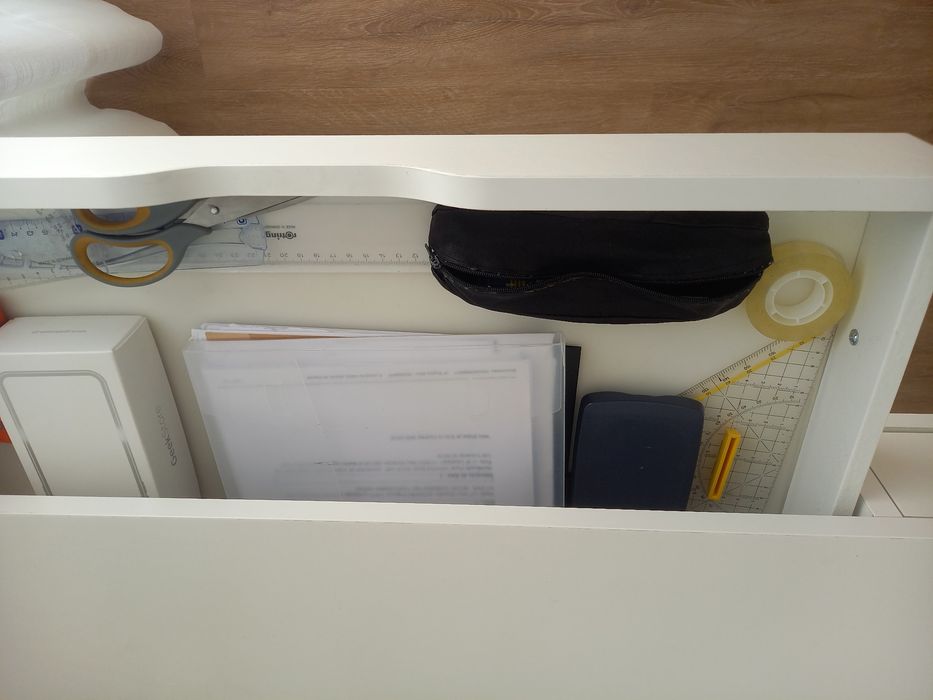 Secretaria ikea como nova