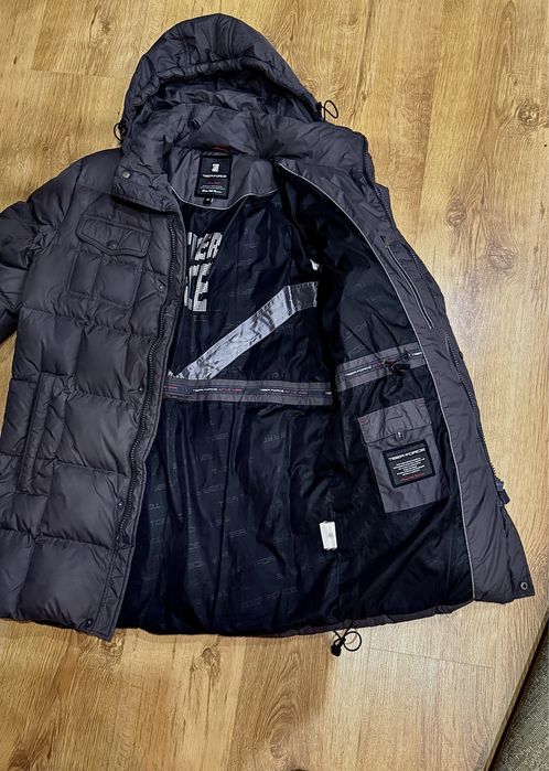 Пуховик чоловічий розімір М, пух TIGER FORCE