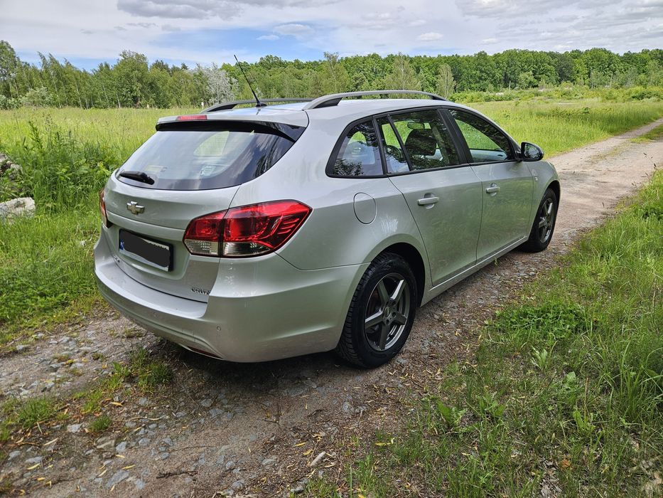 Chevrolet Cruze 2013  рік 1.7 дизель для військових