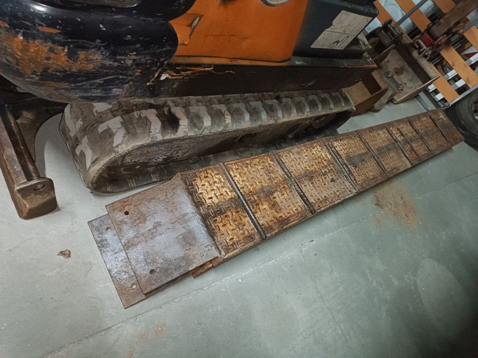 Mini giratória hitachi 1.8t