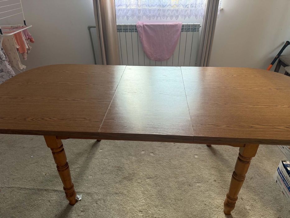 Stół do salonu/ jadalni