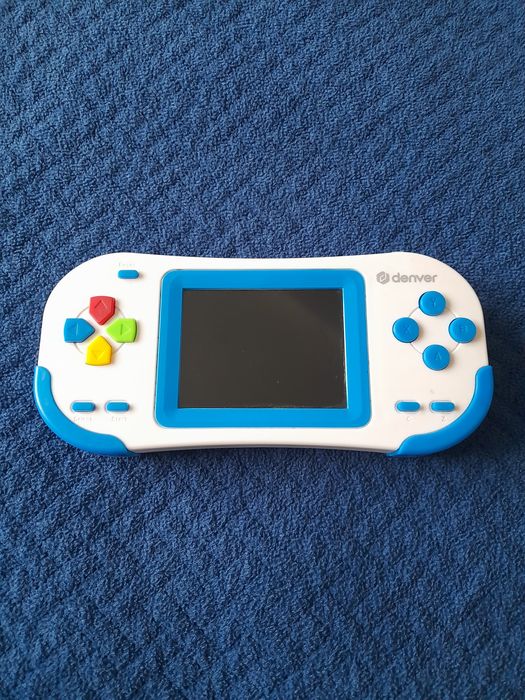 Retro konsola Denver