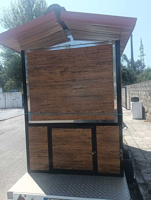 Reboque / venda  ambulante