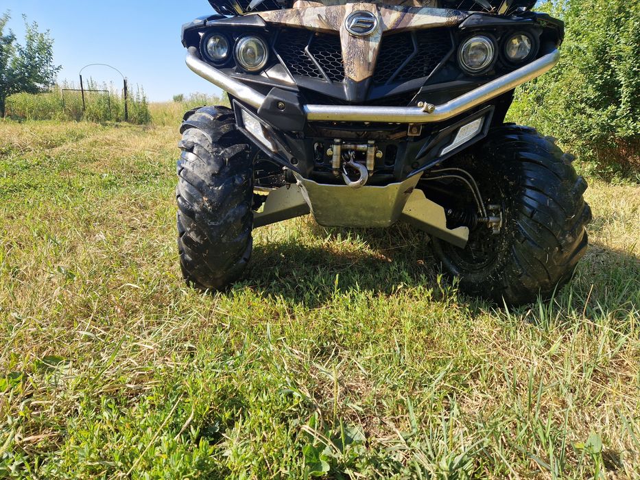 Cf moto 550 L 500 кубів