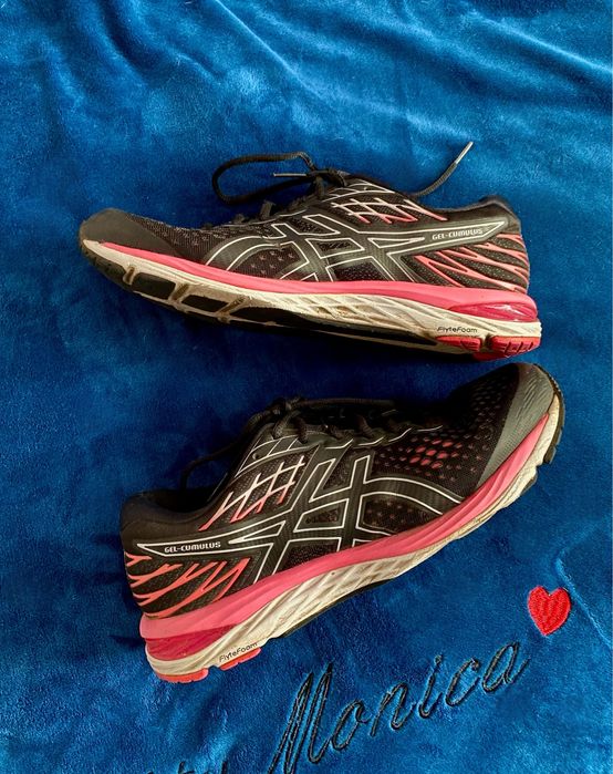 Жіночі кросівки Asics gel-cumulus 21 40,5