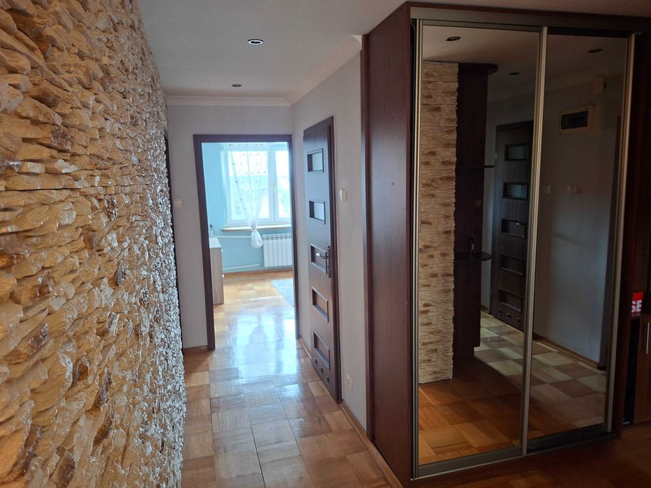 Sprzedam Mieszkanie 63 m2 + piwnica