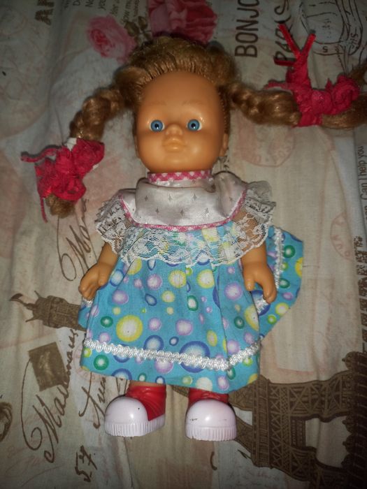 Ляльки дитячи продам