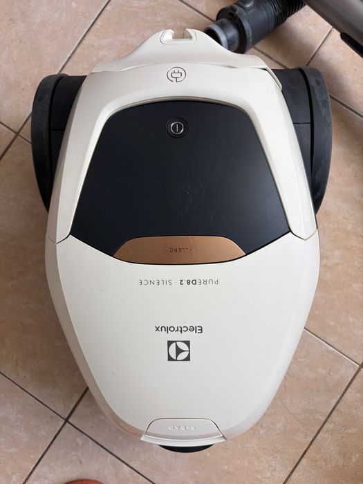 electrolux pure d82-alrg silence 500w szczotka do parkietów