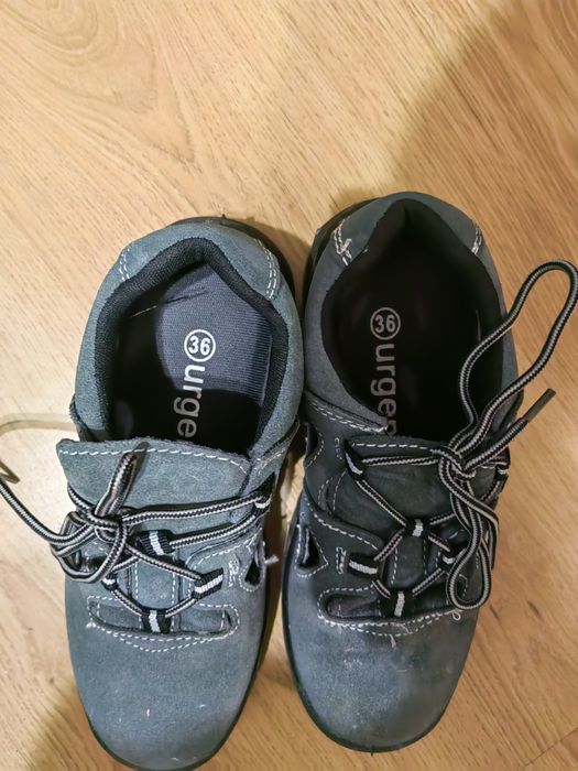 Buty robocze z blachą