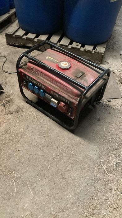 Продам генератор Нonda