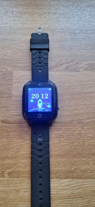 Smartwatch dziecięcy