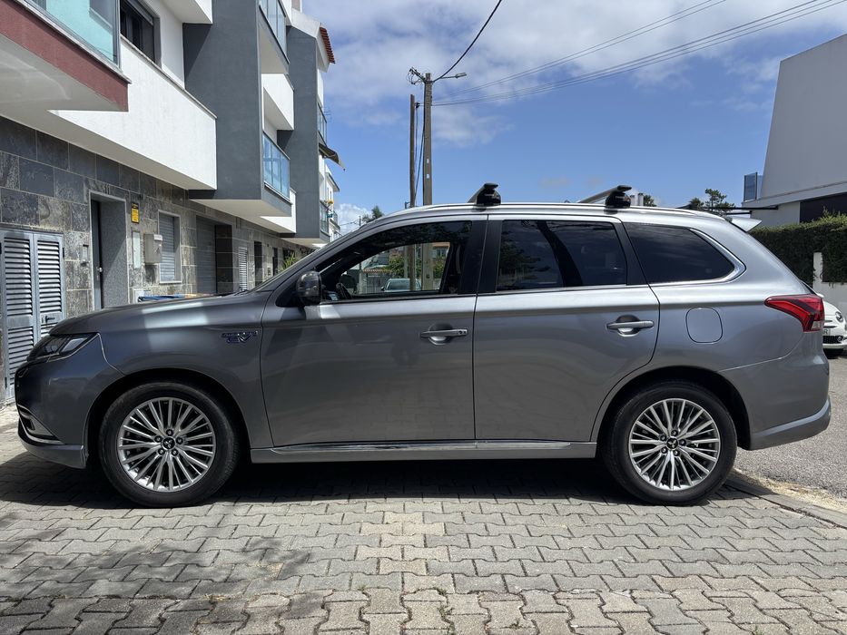 MITSUBISHI OutLander Plug-In 2018