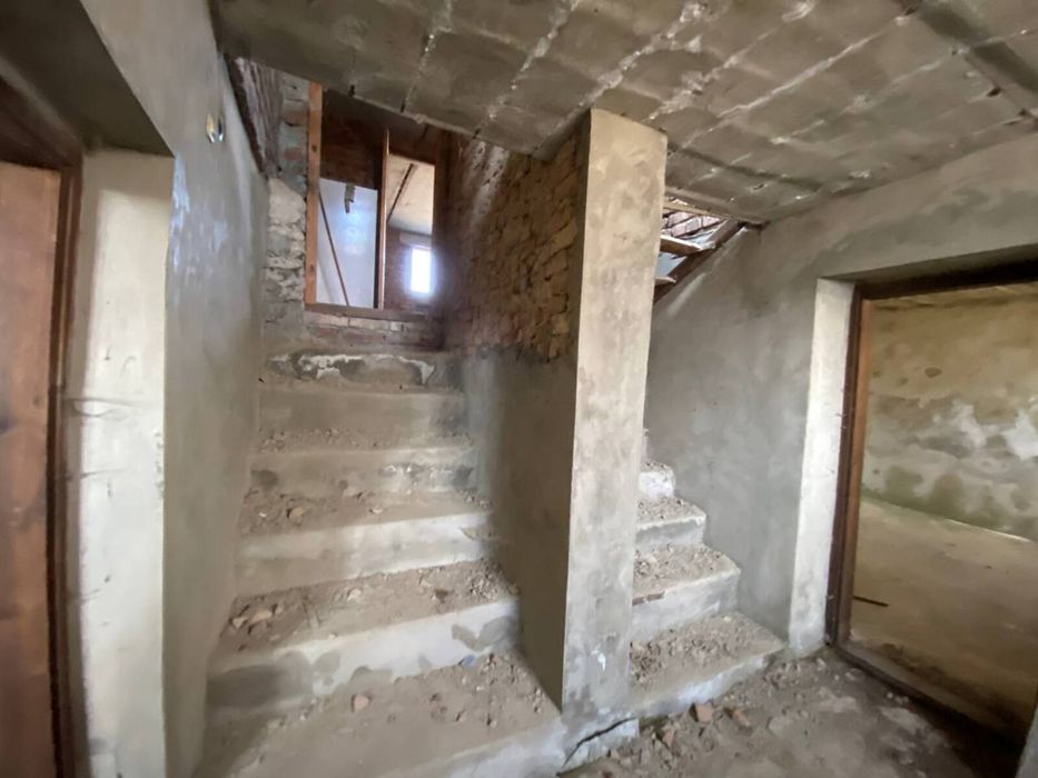 Продаж 2 пов. будинку, м. Кременець