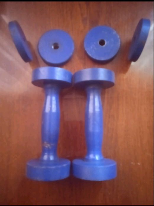 Гантель производства СССР 6 кг  и 2*2.5 кг