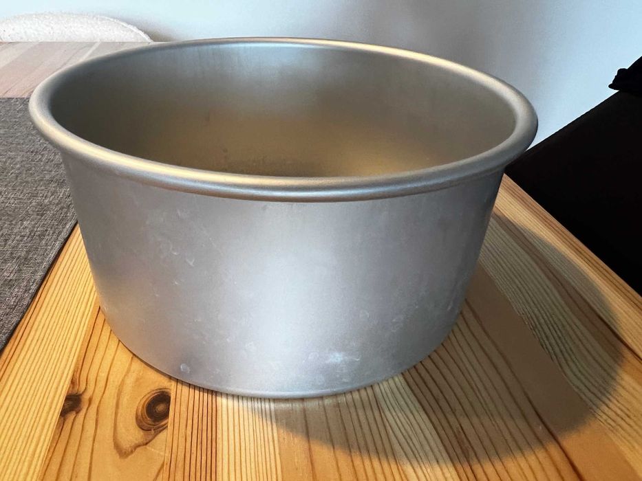 okrągła forma do ciasta z eloksalowanego aluminium, srebro, 18 cm
