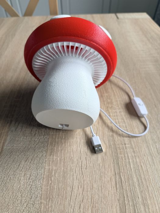 Lampka nocna muchomor grzybek – druk 3D, zasilanie USB, dekoracj