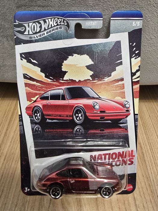 Hot wheels chase porsche 911