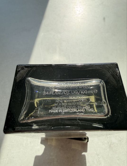 Парфумована вода Tom Ford Oud Wood