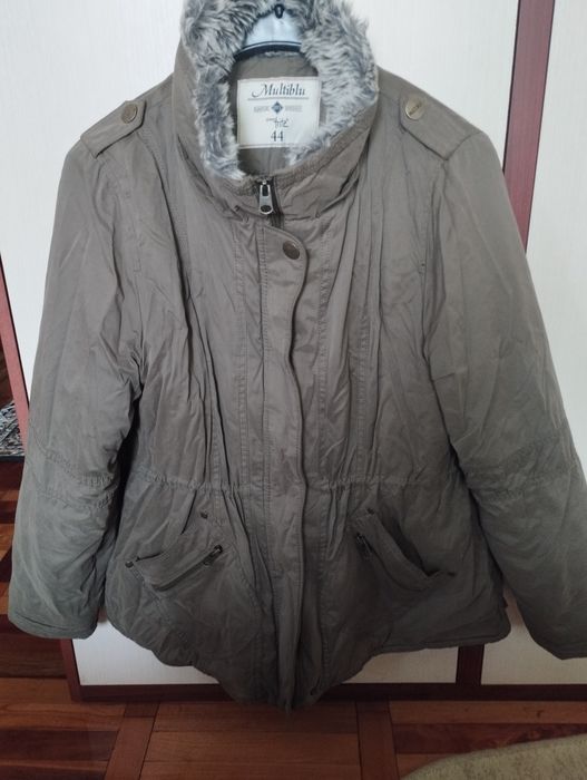 Жіноча зимова парка