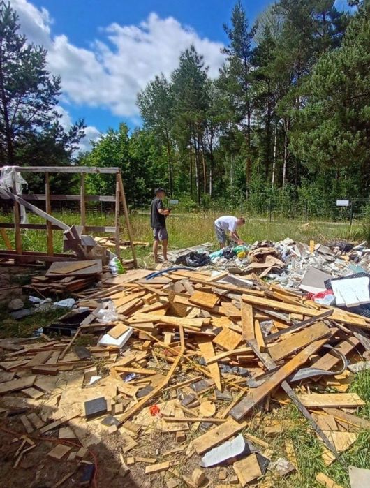 Wywóz odpadów gabarytów starych mebli odbiór śmieci po budowie utylizacja gabaryty Olsztyn odbieramy stare meble kontener kontenery tani odbiór tanio