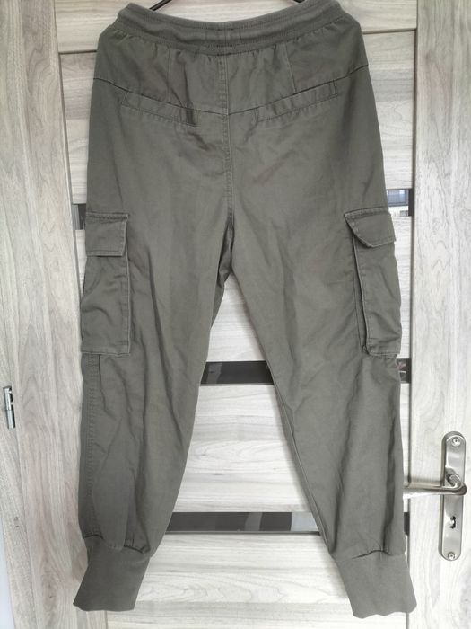 Spodnie jogery Reserved rozm 170