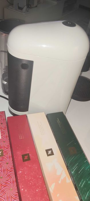 Máquina Nespresso vertuo plus