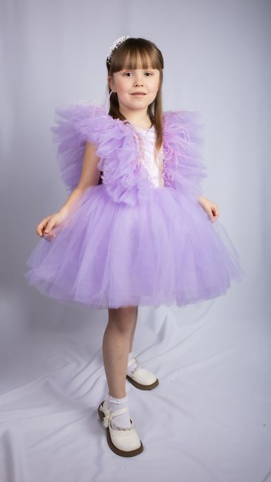 Сукня на випуск чи свято