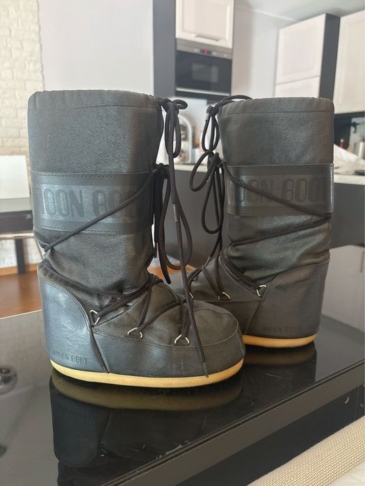 Moon Boot czarne r. 37-39