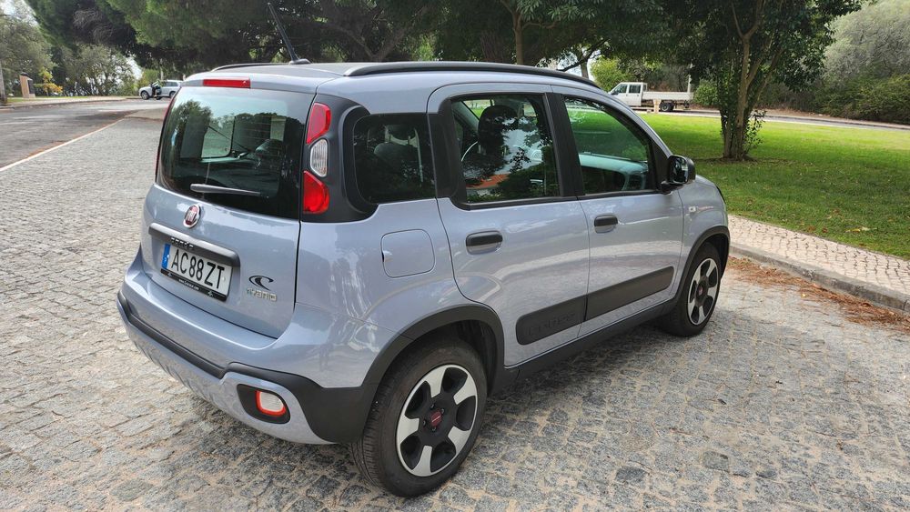 Fiat Panda City Cross Hybrid como NOVO