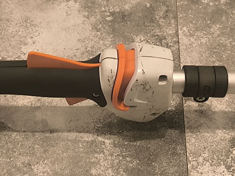 Stihl Nożyce akumulatorowe na wysięgniku HLA 66 36V 50cm BODY