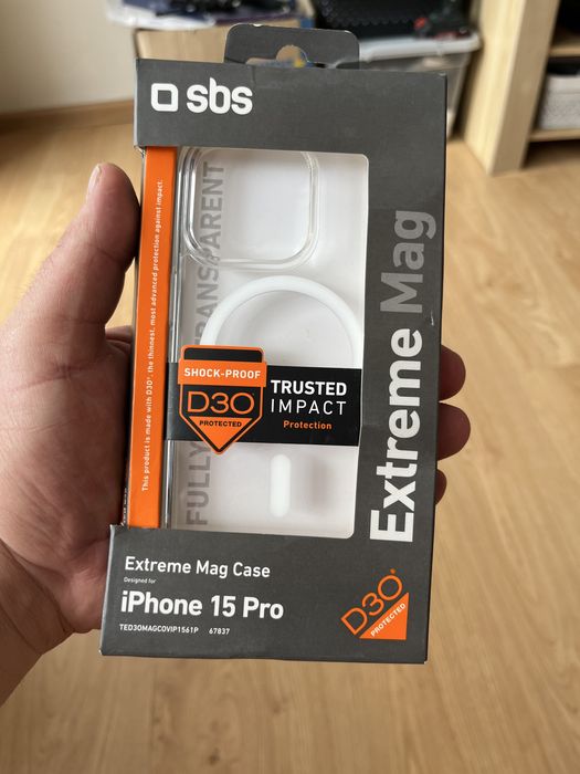 Etui SBS MagSafe do Apple iPhone 15 Pro / transparentne ! Nowe/