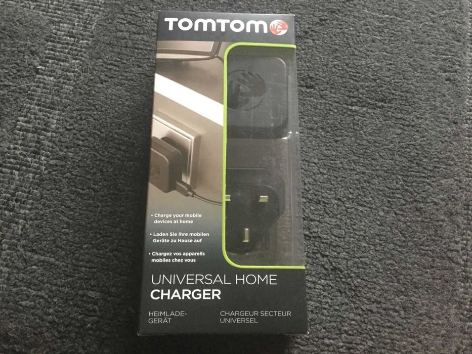 Carregador Universal Tomtom GPS, Sat, Nav, smartphone - Preto