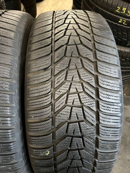 Шини Зимові 235х55хR17 Hankook Winter I*Cept Evo3 x / 2 Шт 6.9мм