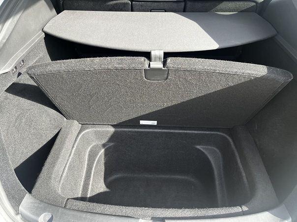 Tesla Model Y Long Range Dual Motor AWD