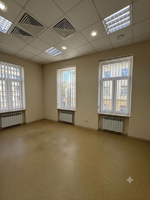 Продам комерційне приміщення