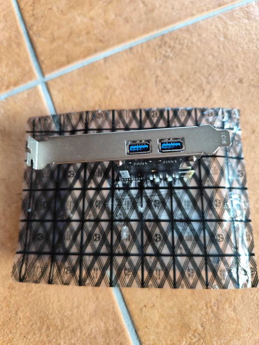 Placa de Expansão PCI-E para USB 3.0 Interno e Externo (SU-U3V212.V2