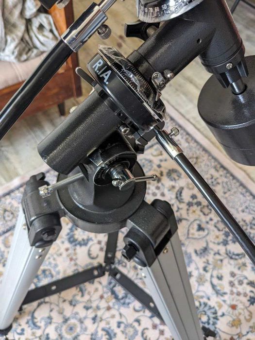 Телескоп Sky-Watcher 90/900 EQ рефрактор, монтировка, тренога