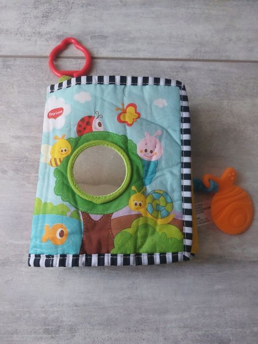 Розвиваюча книжка "Моє перше знайомство" Tiny Love