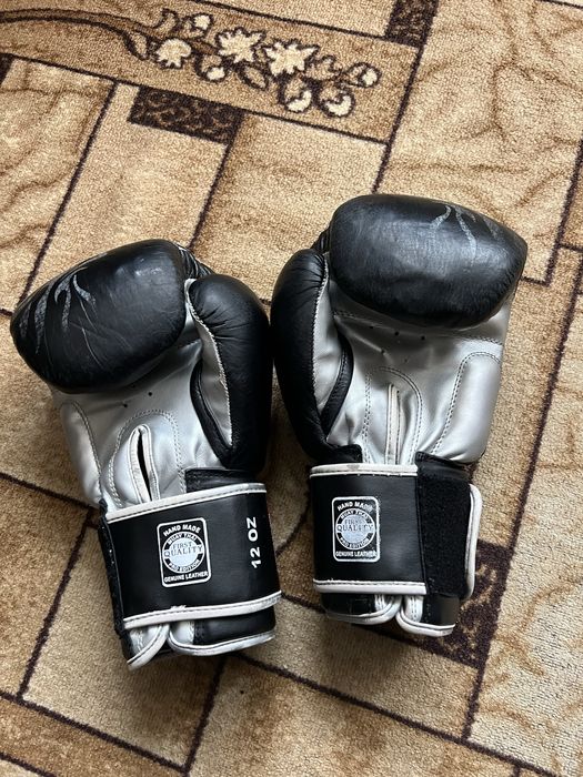 Боксерские перчатки кожаные twins special