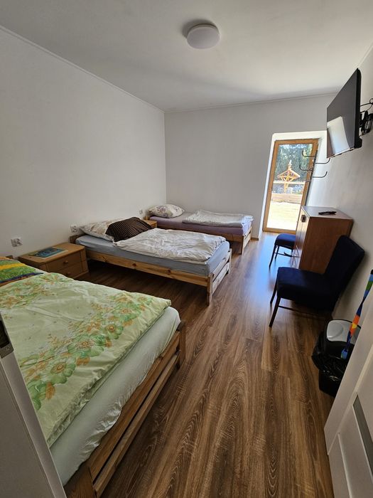 Pokoje  Kwatery  Noclegi  Dla firm ,pracowników