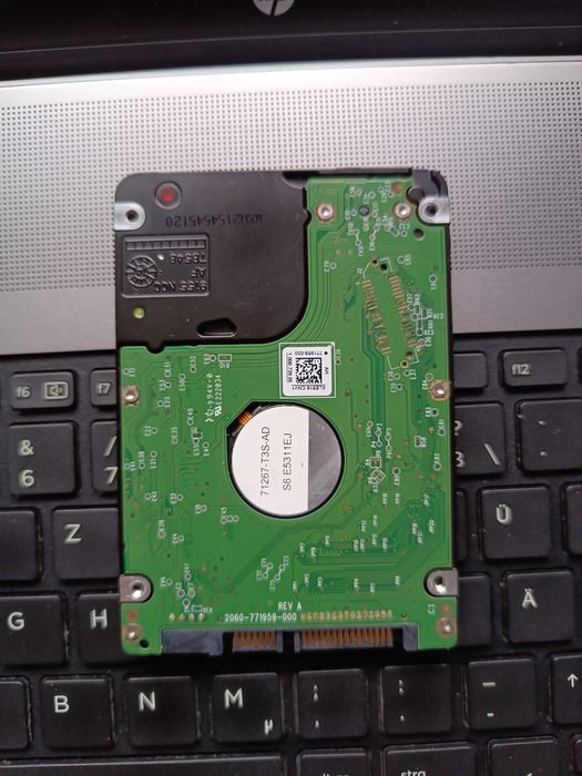 Новый жесткий диск 500GB WDC WD5000LUCT-62C26Y0