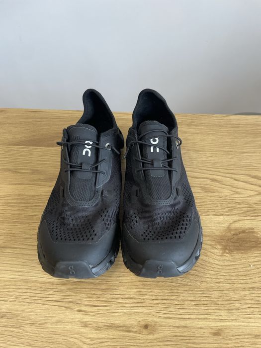 кросівки для бігу On Running Cloud 37р