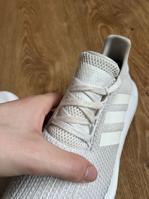 Кроссовки Adidas Swift Run