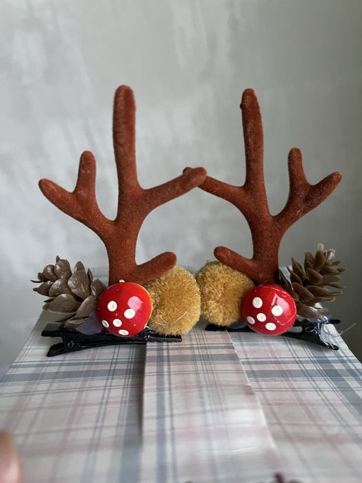 Наворічні прикраси для волосся заколки дитячі