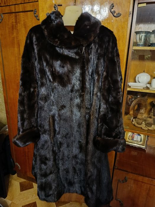 Шуба з хутра норки