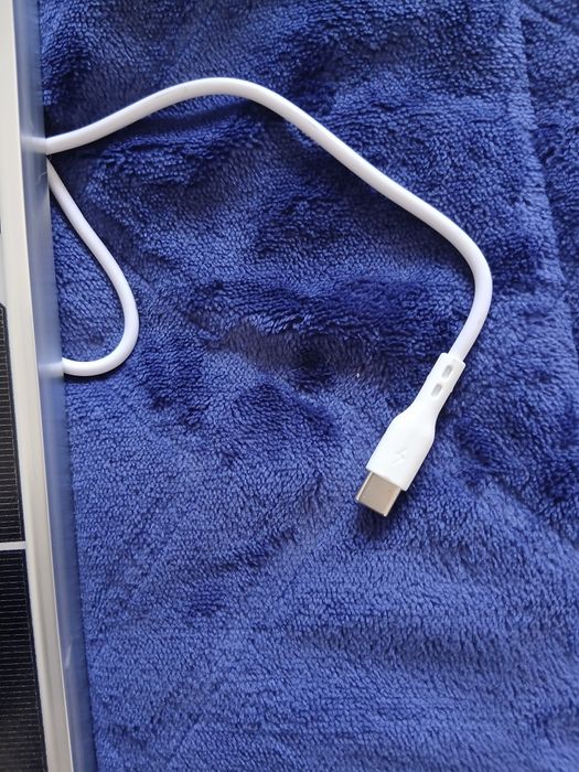 USB-C Solar Panel447290772953518082