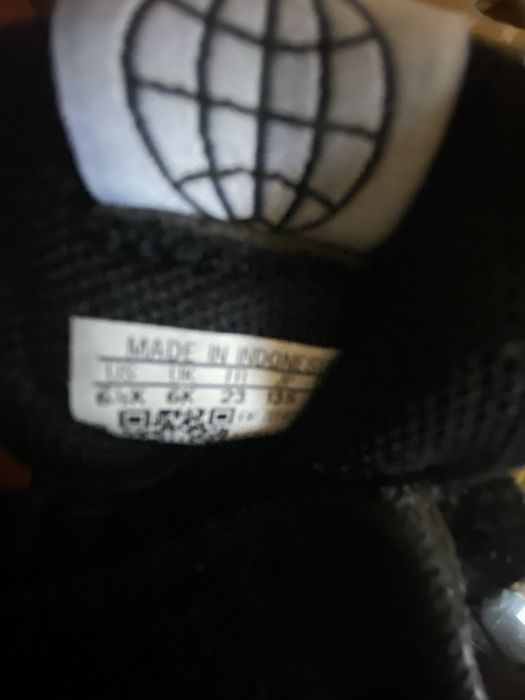 Sapatilhas Adidas novas tamanho 23