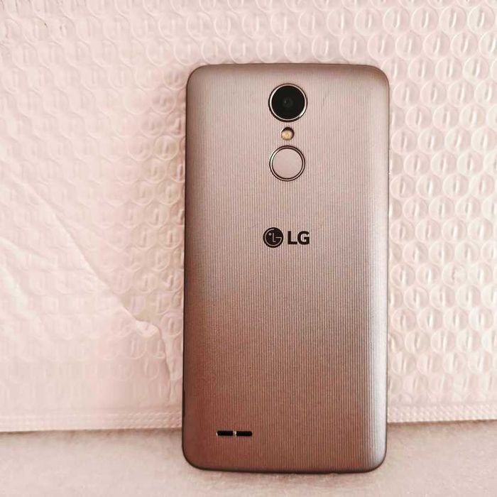 LG K8 2017 (LG-M200n) 1,5Gb 16Gb Android 8.1